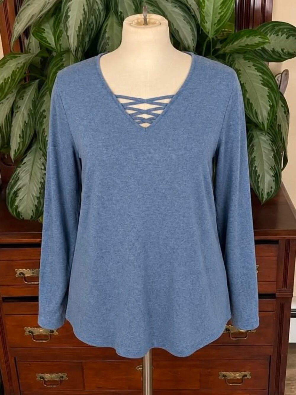 Studio 1886 Blue Crisscross V-Neck Long Sleeve Top 2X #009